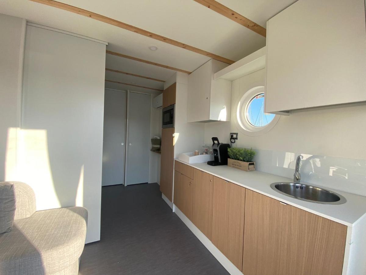 曼弗雷多尼亚 Marina Del Gargano Houseboat酒店 外观 照片