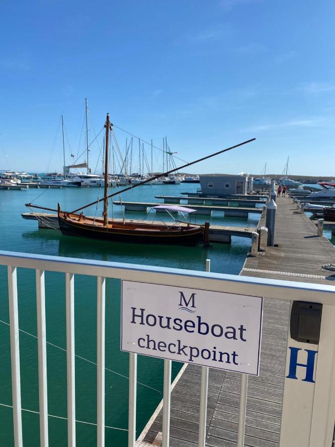 曼弗雷多尼亚 Marina Del Gargano Houseboat酒店 外观 照片