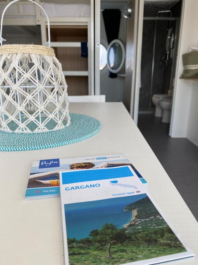 曼弗雷多尼亚 Marina Del Gargano Houseboat酒店 外观 照片