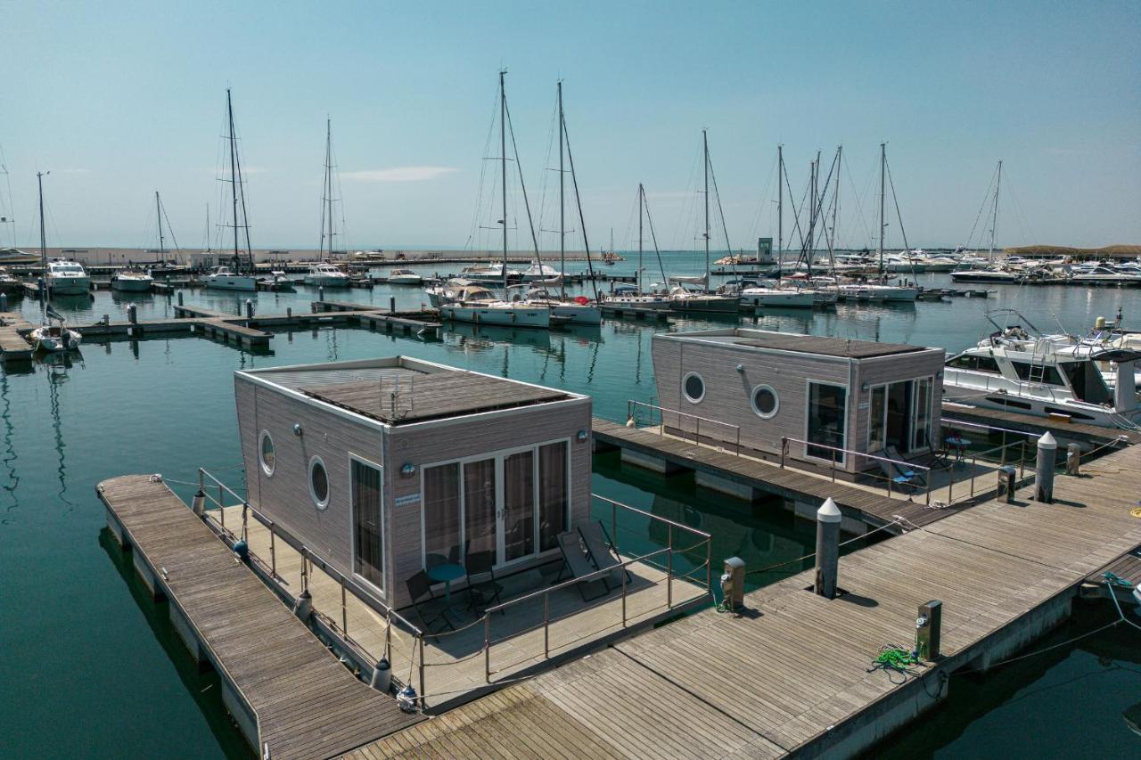 曼弗雷多尼亚 Marina Del Gargano Houseboat酒店 外观 照片
