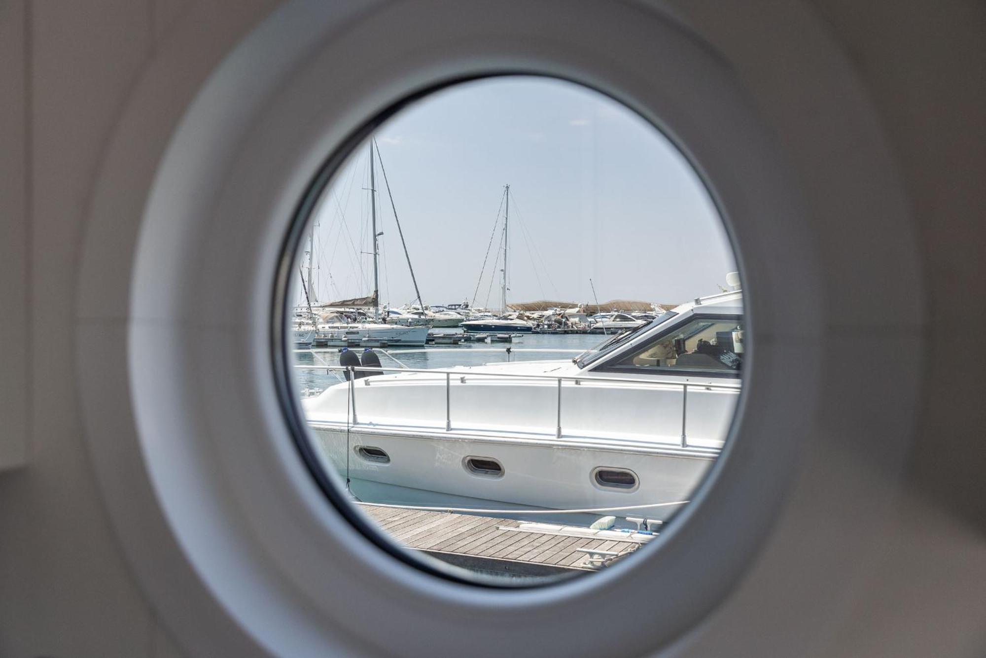 曼弗雷多尼亚 Marina Del Gargano Houseboat酒店 外观 照片
